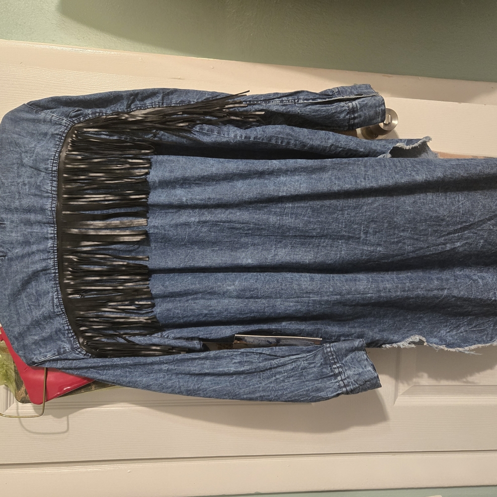 Denim Button-Up Shirt with Patch - Picture 2 of 7